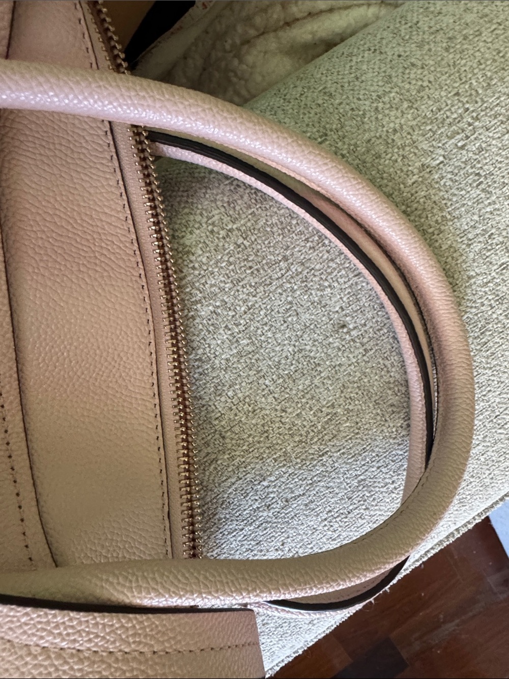 Kate Spade Purse - Picture 6 of 8
